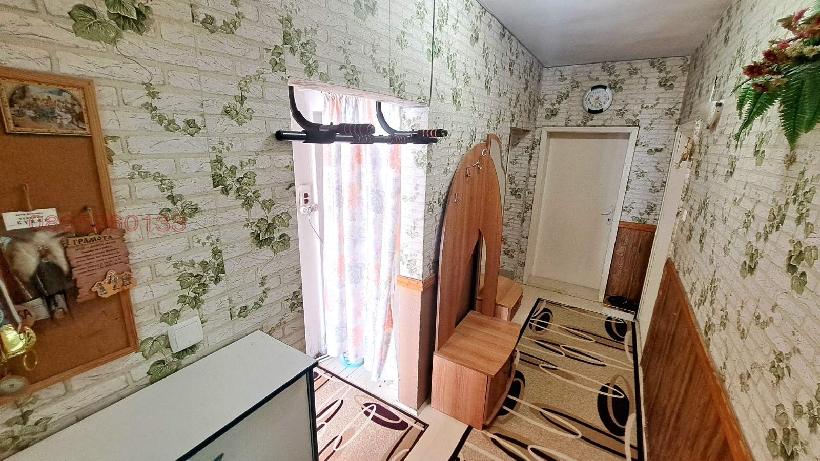 Продава ЕТАЖ ОТ КЪЩА, гр. Русе, Средна кула, снимка 3 - Етаж от къща - 55532600