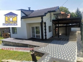 House Radomir, region Pernik 3