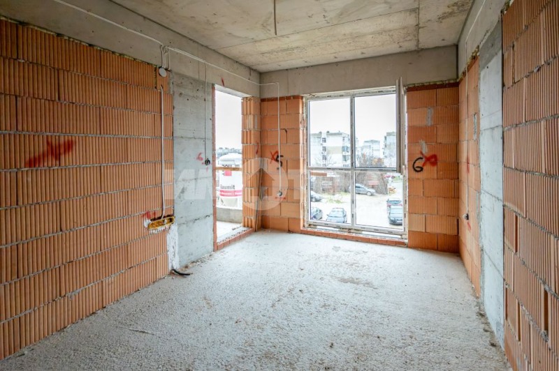 Продава 2-СТАЕН, гр. Варна, Изгрев, снимка 2 - Апартаменти - 53437872