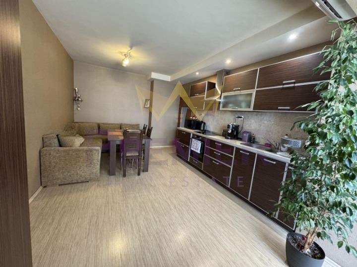 Till salu  2 sovrum Varna , Trosjevo , 70 kvm | 43013132 - bild [2]