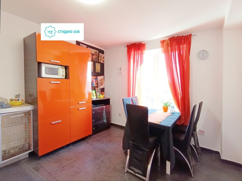 Продава 3-СТАЕН, гр. Варна, Лятно кино Тракия