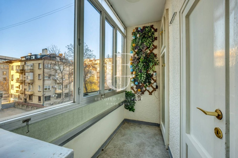 Продава 3-СТАЕН, гр. София, Докторски паметник, снимка 16 - Апартаменти - 52988165