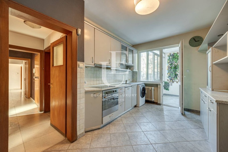 Продава 3-СТАЕН, гр. София, Докторски паметник, снимка 7 - Апартаменти - 52988165