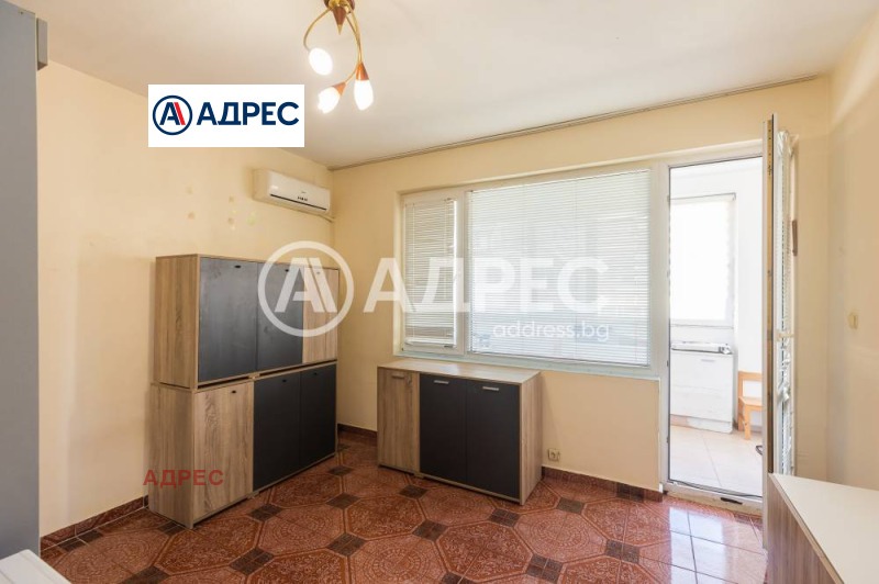 Продава 3-СТАЕН, гр. Варна, Лятно кино Тракия, снимка 3 - Апартаменти - 53280469
