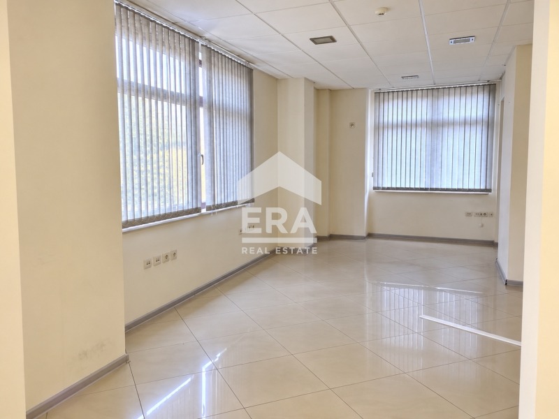 Продава ОФИС, гр. Хасково, Център, снимка 2 - Офиси - 56136741
