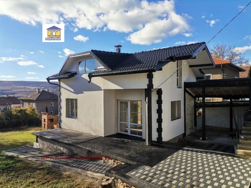 À venda  Casa Região Pernik , Radomir , 174 m² | 84837418