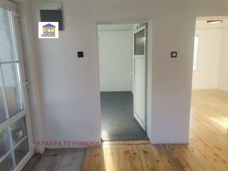 Продава КЪЩА, гр. Радомир, област Перник, снимка 6 - Къщи - 48691688