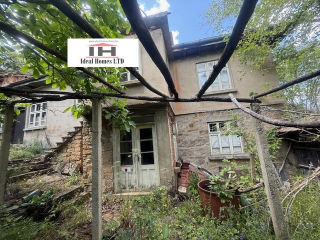 Продава КЪЩА, с. Гърня, област Габрово