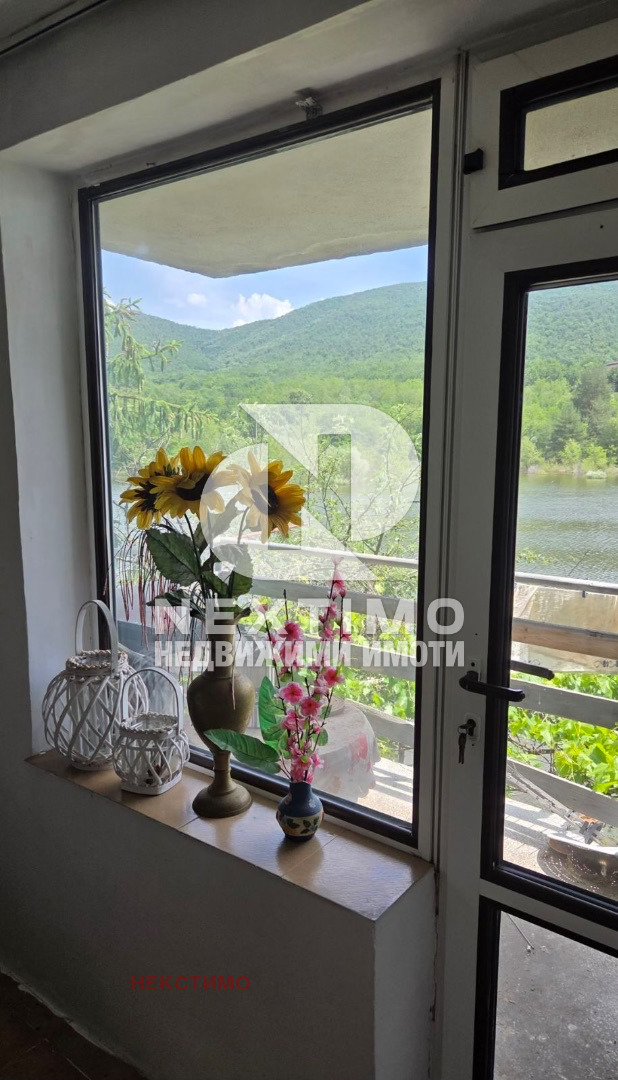 Продава КЪЩА, с. Свежен, област Пловдив, снимка 8 - Къщи - 55171889