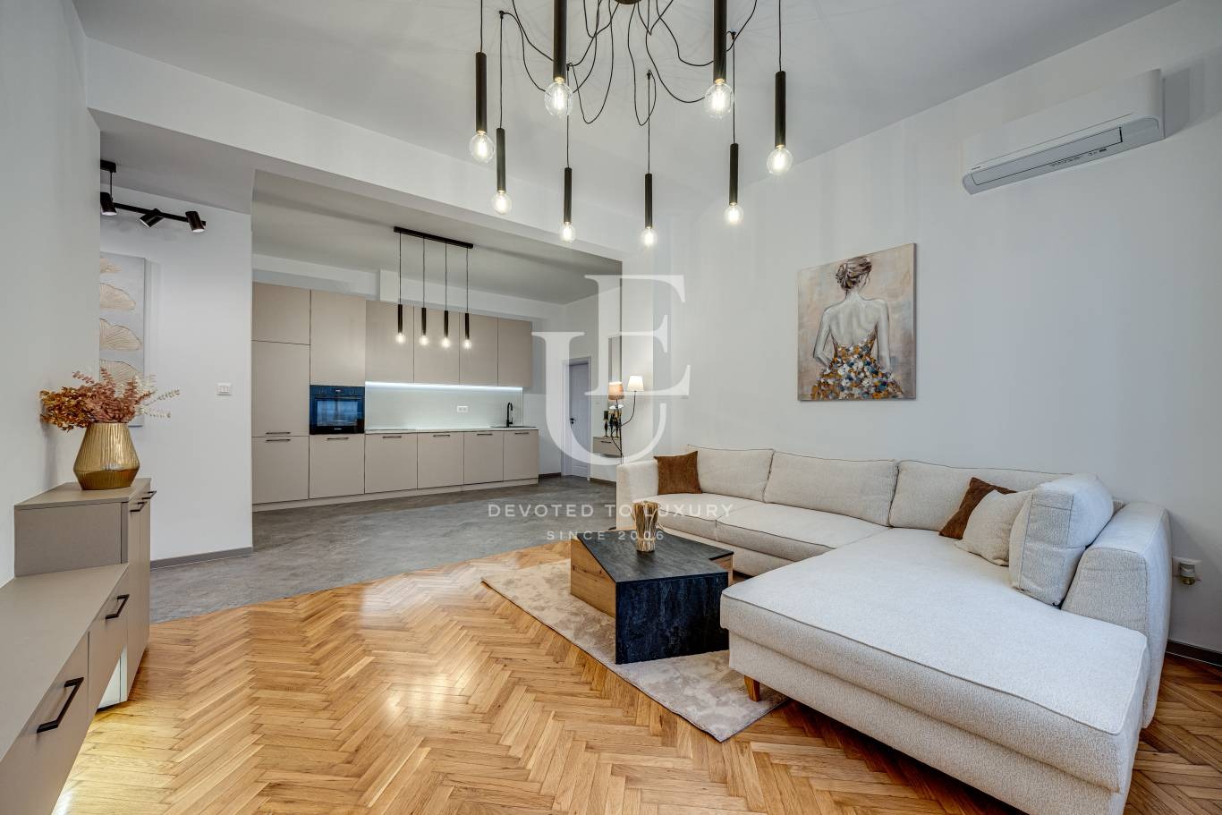 Продава 3-СТАЕН, гр. София, Център, снимка 7 - Апартаменти - 53518503