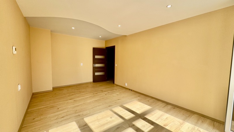 Продава  2-стаен град Добрич , Йовково , 62 кв.м | 96680206