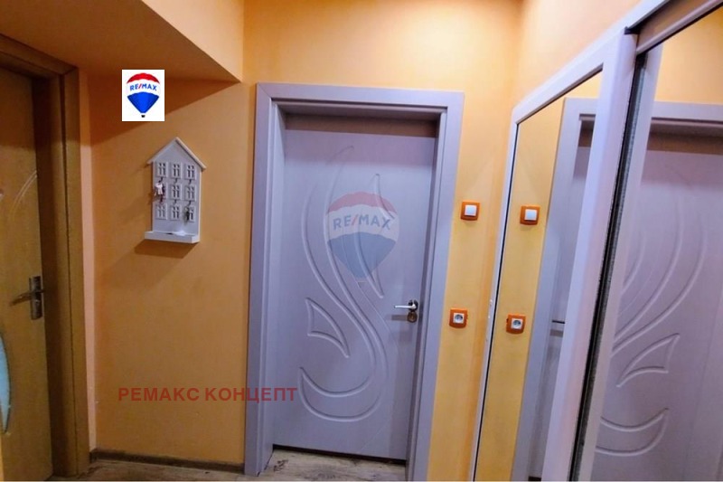 Продава 2-СТАЕН, гр. Шумен, Добруджански, снимка 6 - Апартаменти - 53108302