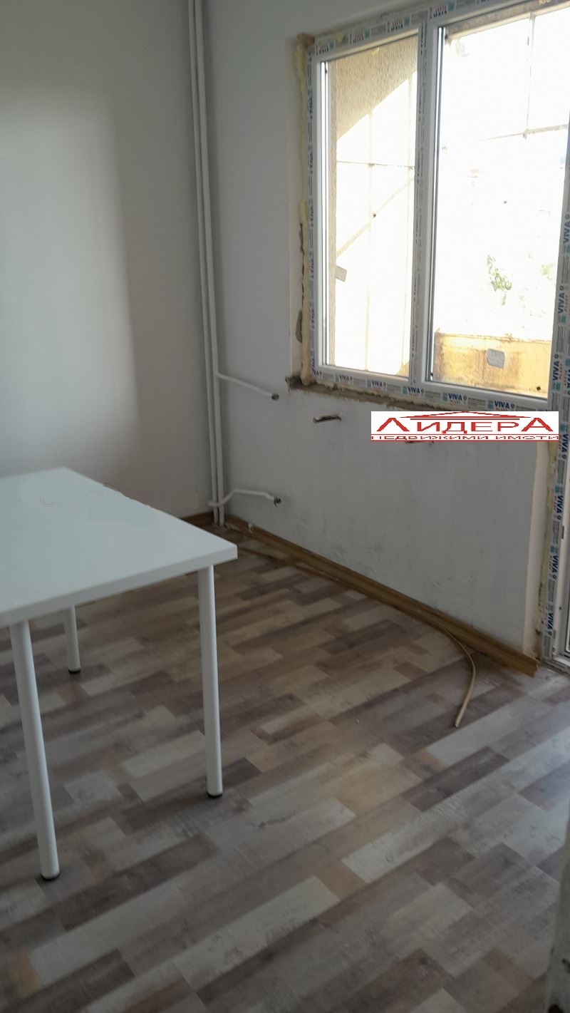 À venda  2 quartos Plovdiv , Trakiia , 90 m² | 68647037 - imagem [4]