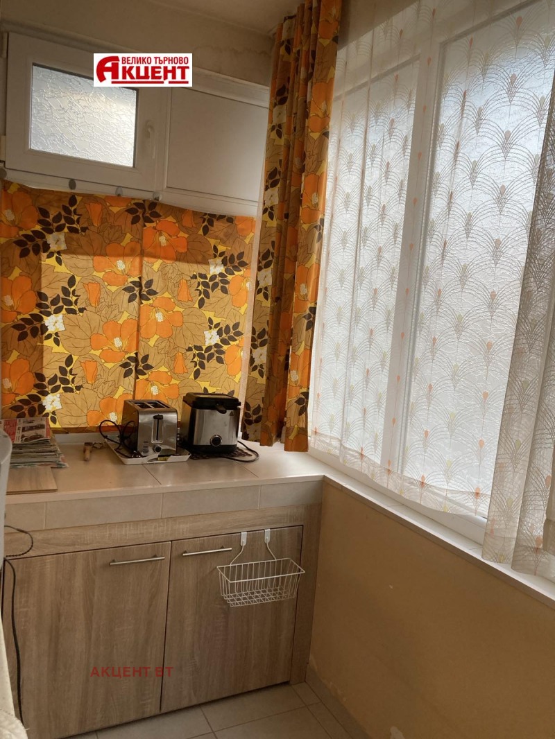 Продава 3-СТАЕН, гр. Велико Търново, Център, снимка 3 - Апартаменти - 52521567