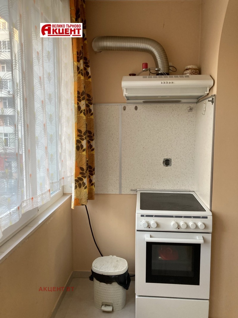 Продава 3-СТАЕН, гр. Велико Търново, Център, снимка 2 - Апартаменти - 52521567