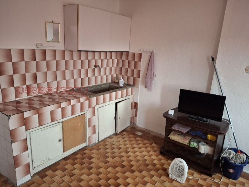 Продава КЪЩА, гр. Перущица, област Пловдив, снимка 15 - Къщи - 52780443