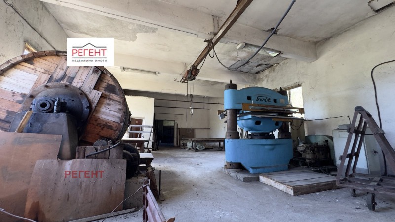 In vendita  Edificio industriale Gabrovo , Promishlena zona , 2880 mq | 71411912 - Immagine [3]