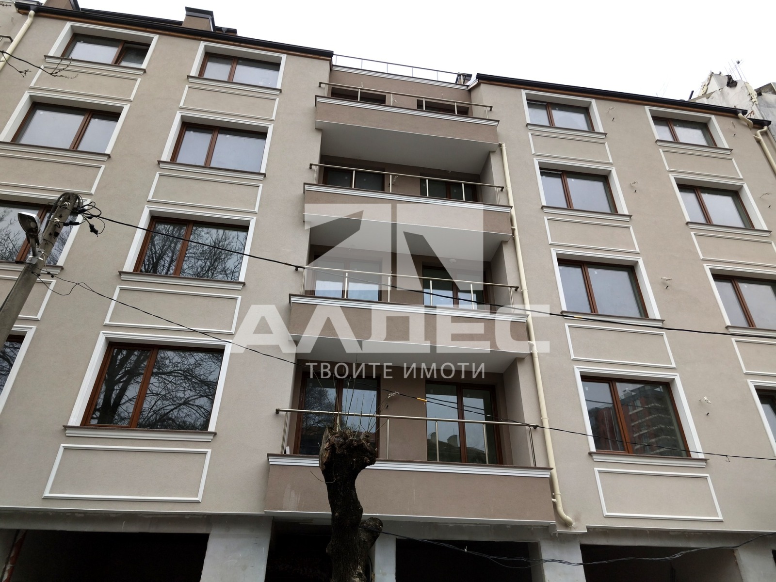 Продава 2-СТАЕН, гр. София, Банишора, снимка 2 - Апартаменти - 46137763