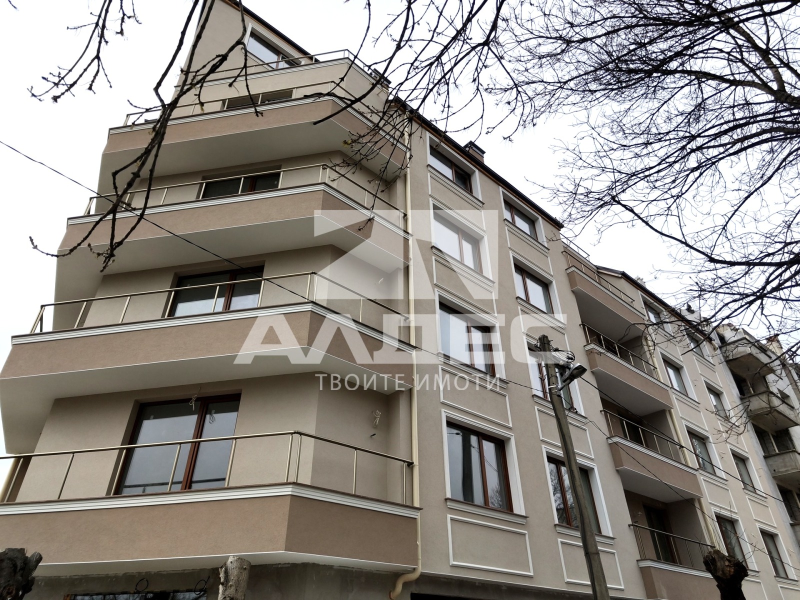 Продава 2-СТАЕН, гр. София, Банишора, снимка 2 - Апартаменти - 46137763