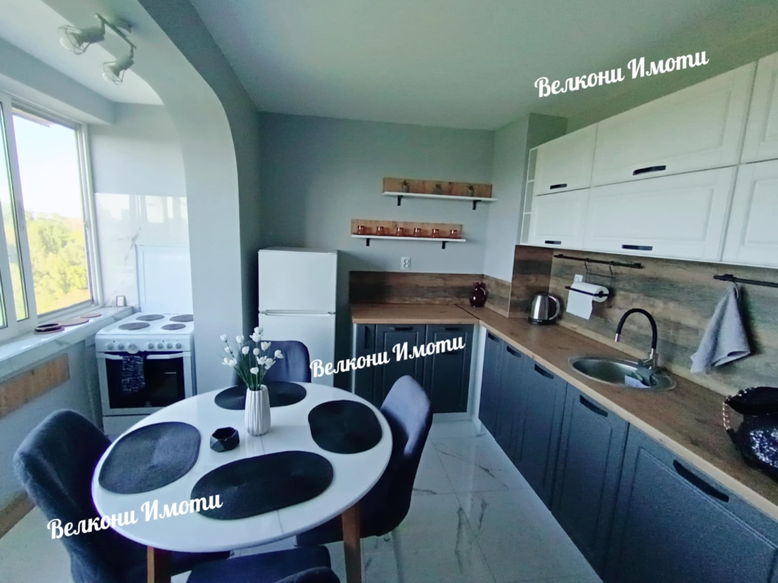 Продава 2-СТАЕН, гр. Пловдив, Център, снимка 2 - Апартаменти - 54073887