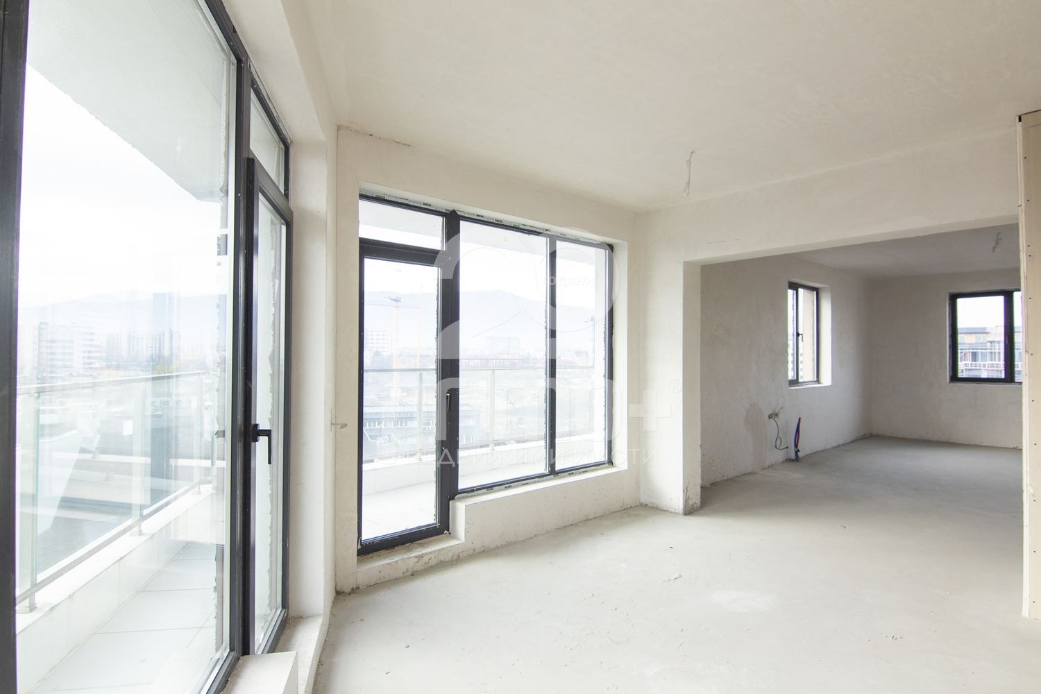 Продава 4-СТАЕН, гр. София, Полигона, снимка 6 - Апартаменти - 55216387