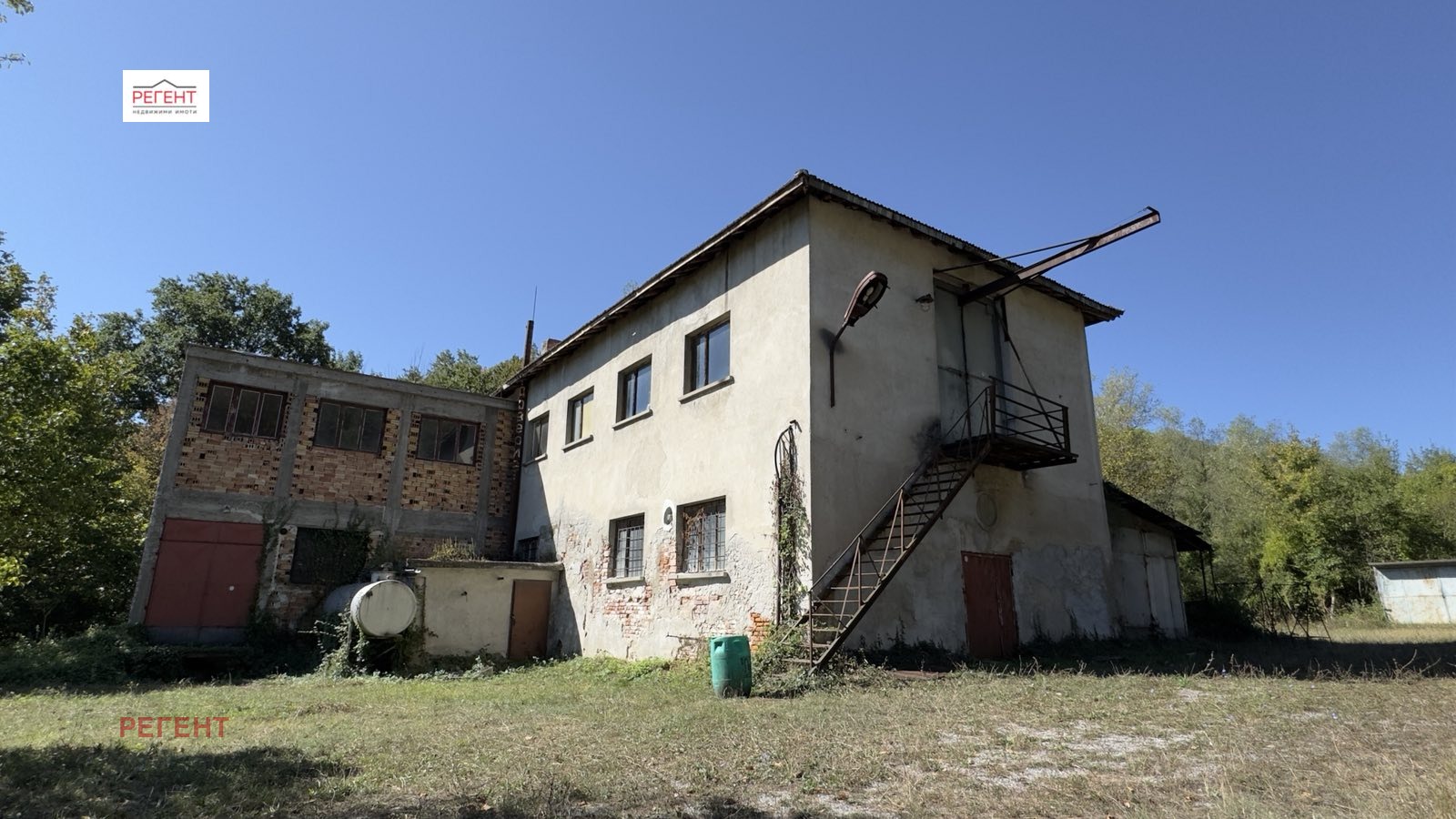 Продава ПРОМ. ПОМЕЩЕНИЕ, гр. Габрово, Промишлена зона, снимка 2 - Производствени сгради - 51876833