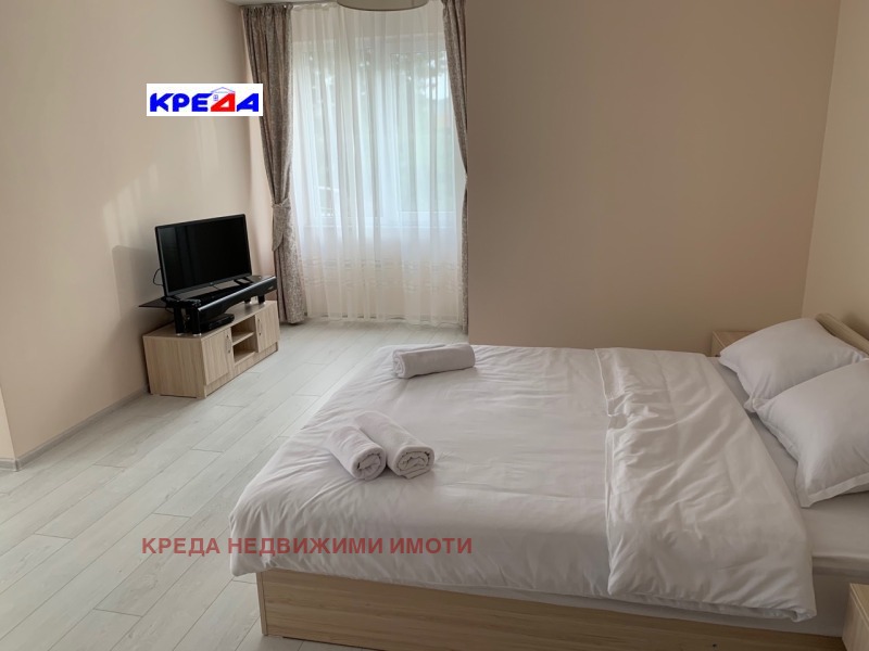 Продава ХОТЕЛ в град Кърджали, Боровец - 750 кв.м / При запитване, КРЕДА НЕДВИЖИМИ ИМОТИ