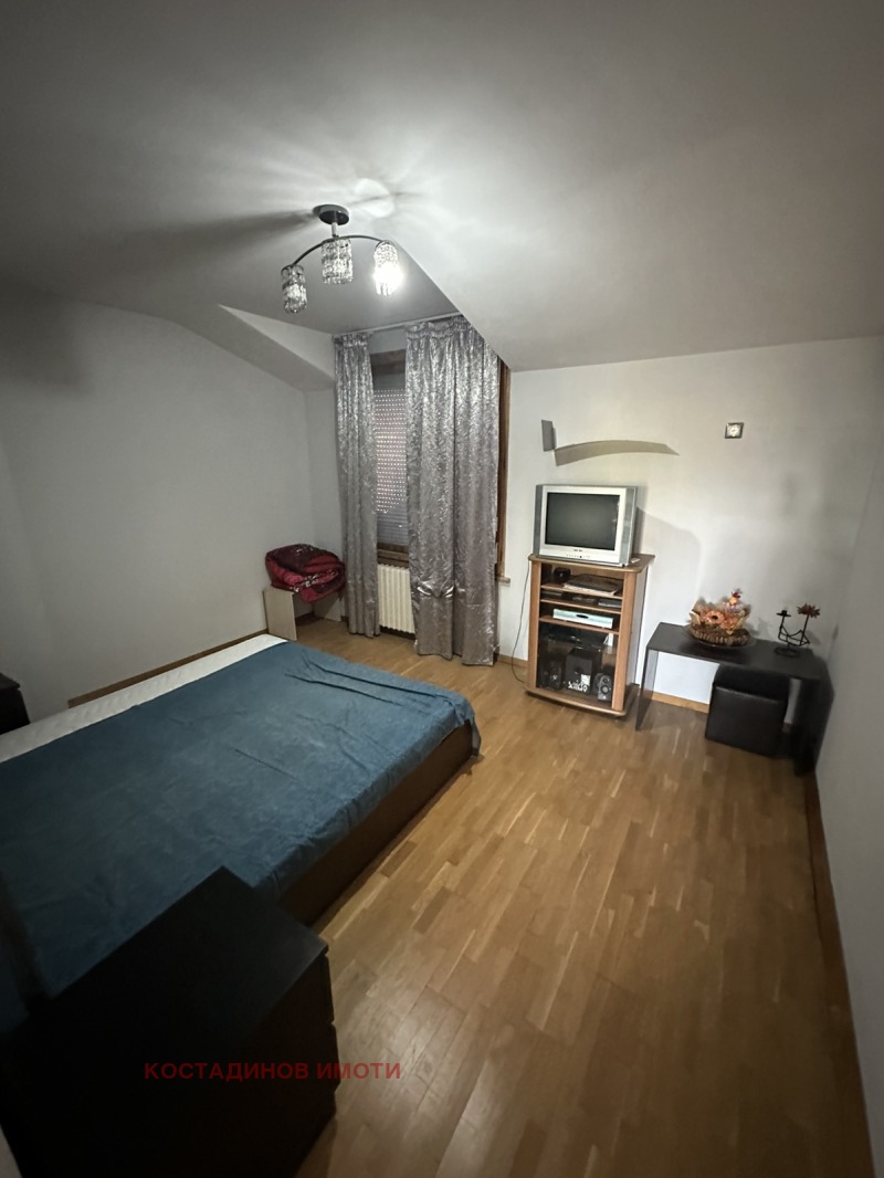 Satılık  İki Katlı Daire Plovdiv , Karşiyaka , 176 metrekare | 26115548 - görüntü [2]