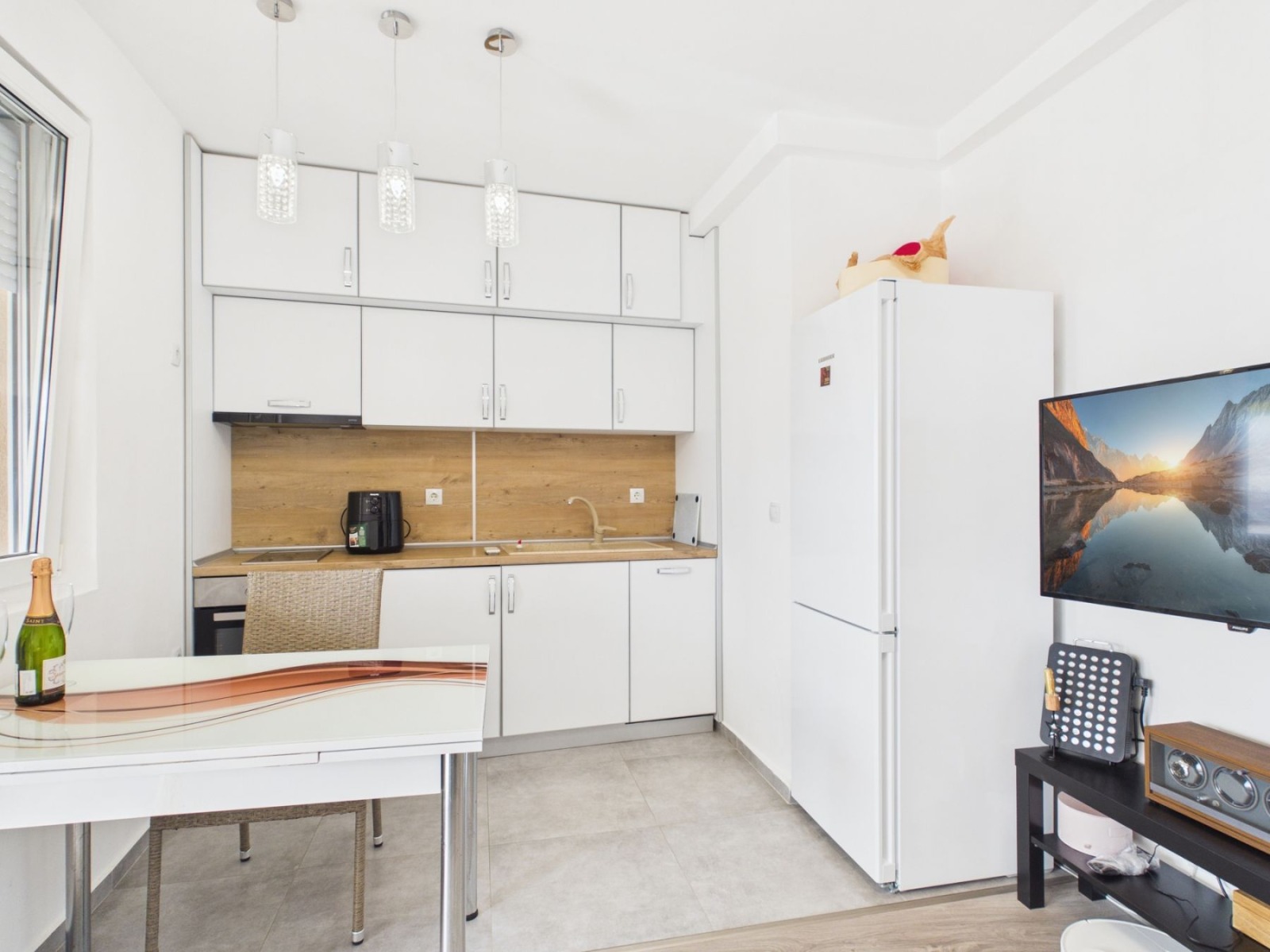 Продава 2-СТАЕН, гр. Варна, Бриз, снимка 3 - Апартаменти - 53868856