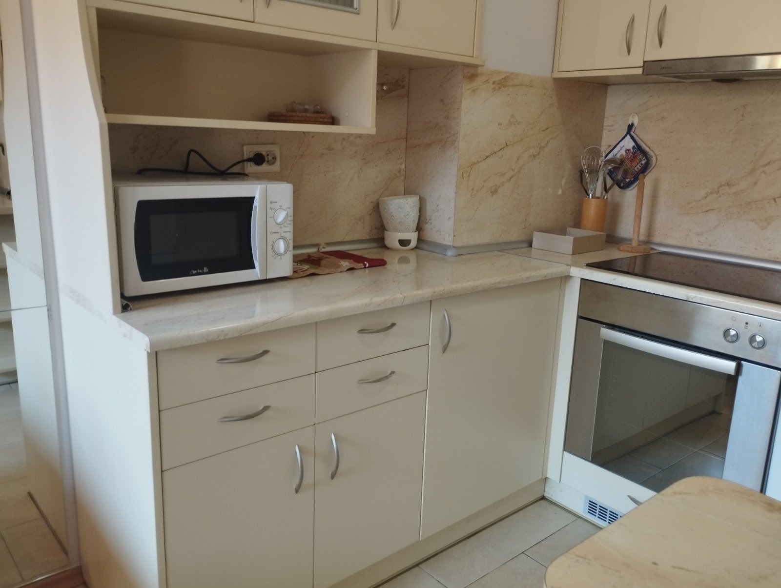 Продава 2-СТАЕН, гр. София, Център, снимка 4 - Апартаменти - 54582805