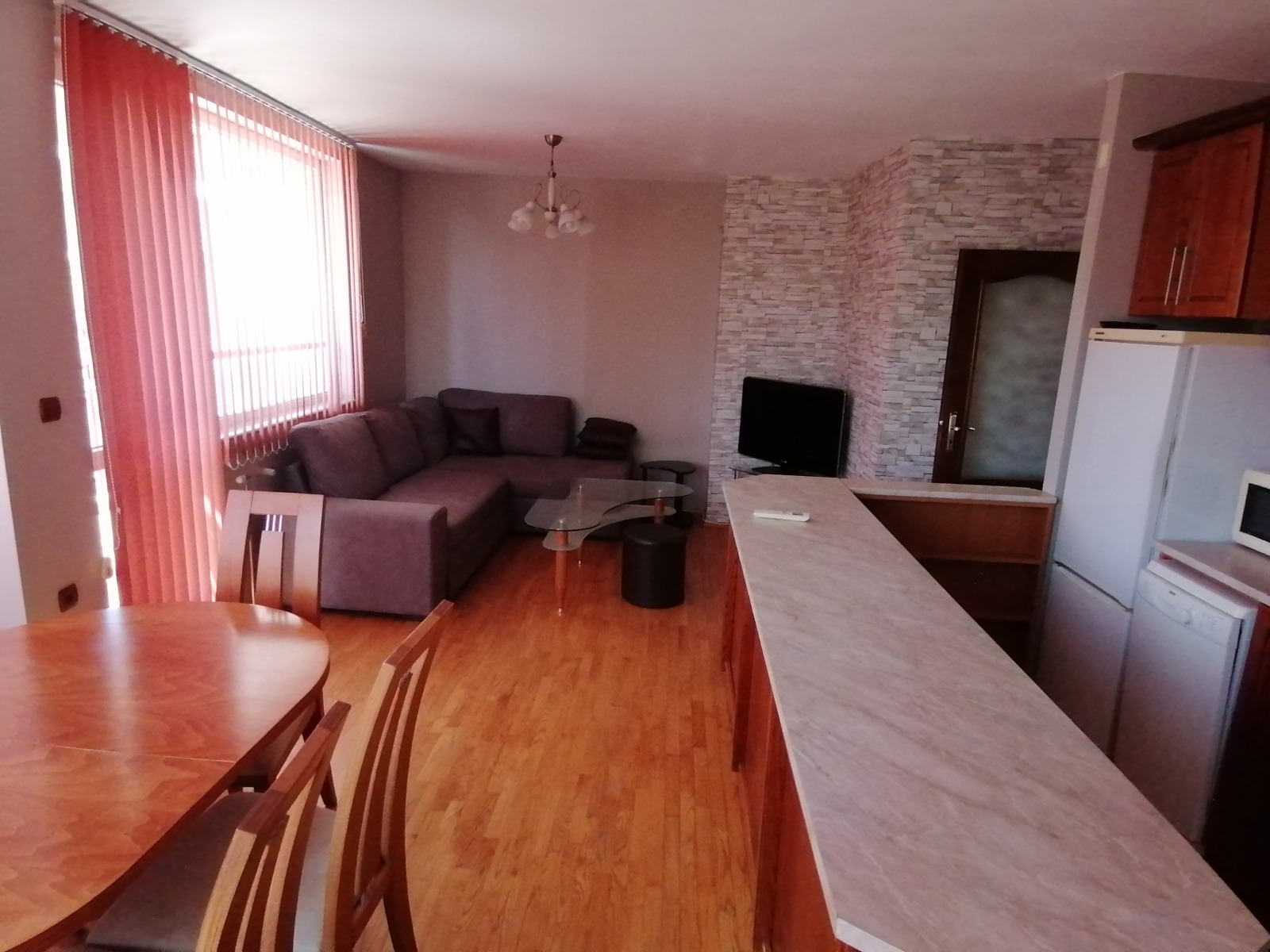 Продава 3-СТАЕН, гр. Шумен, Пазара, снимка 3 - Апартаменти - 54821217