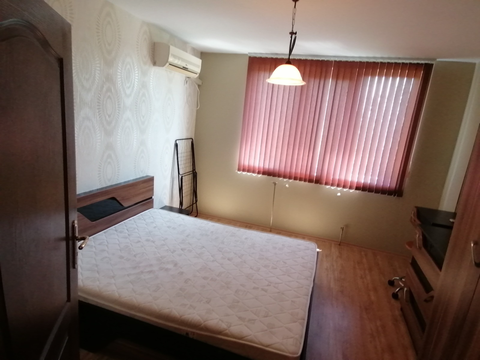 Продава 3-СТАЕН, гр. Шумен, Пазара, снимка 4 - Апартаменти - 54821217