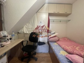 2 Schlafzimmer Zentralna poshta, Warna 5