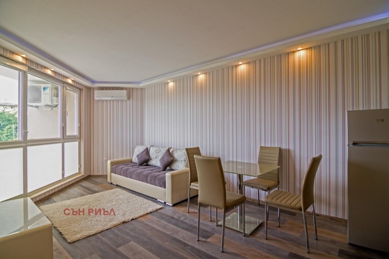 Продава 2-СТАЕН, гр. Варна, Бриз, снимка 2 - Апартаменти - 52800875