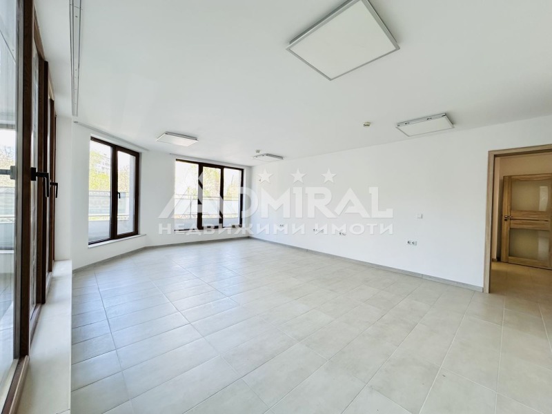 Till salu  Kontor Burgas , Meden rudnik - zona A , 115 kvm | 86772978 - bild [3]