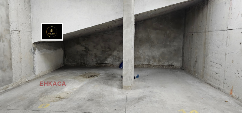 Продава ГАРАЖ, ПАРКОМЯСТО, гр. София, Манастирски ливади, снимка 3 - Гаражи и паркоместа - 53051139