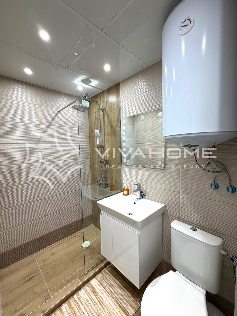 Продава 2-СТАЕН, гр. Варна, Гранд Мол, снимка 3 - Апартаменти - 56280786