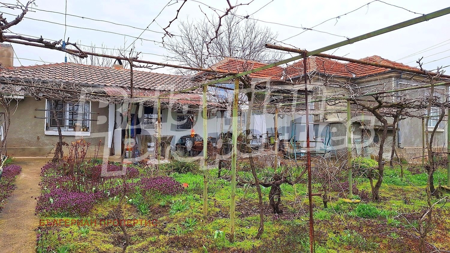 Продава КЪЩА, с. Царевци, област Варна, снимка 15 - Къщи - 53987586