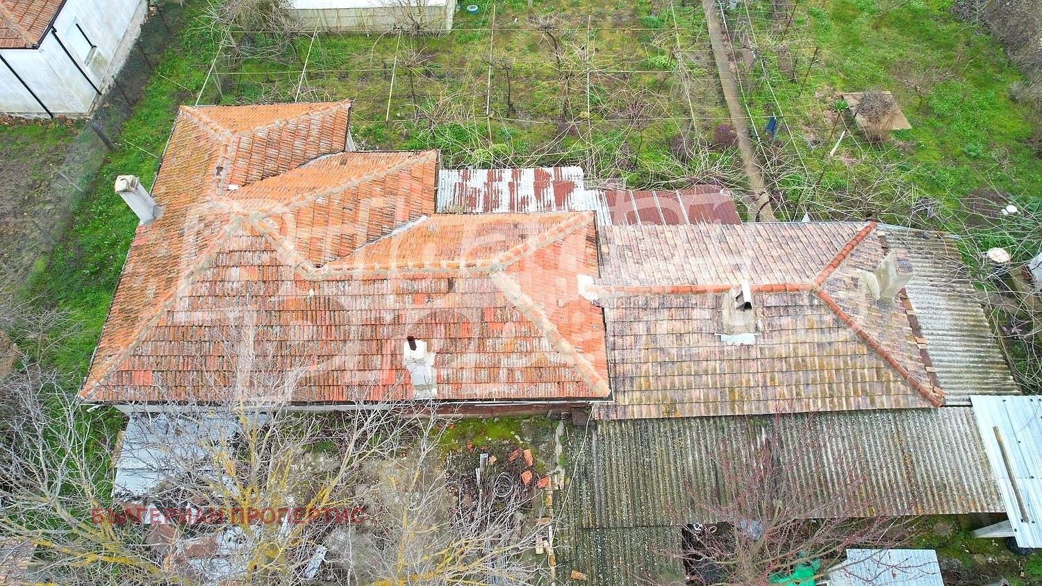 Продава КЪЩА, с. Царевци, област Варна, снимка 17 - Къщи - 53987586