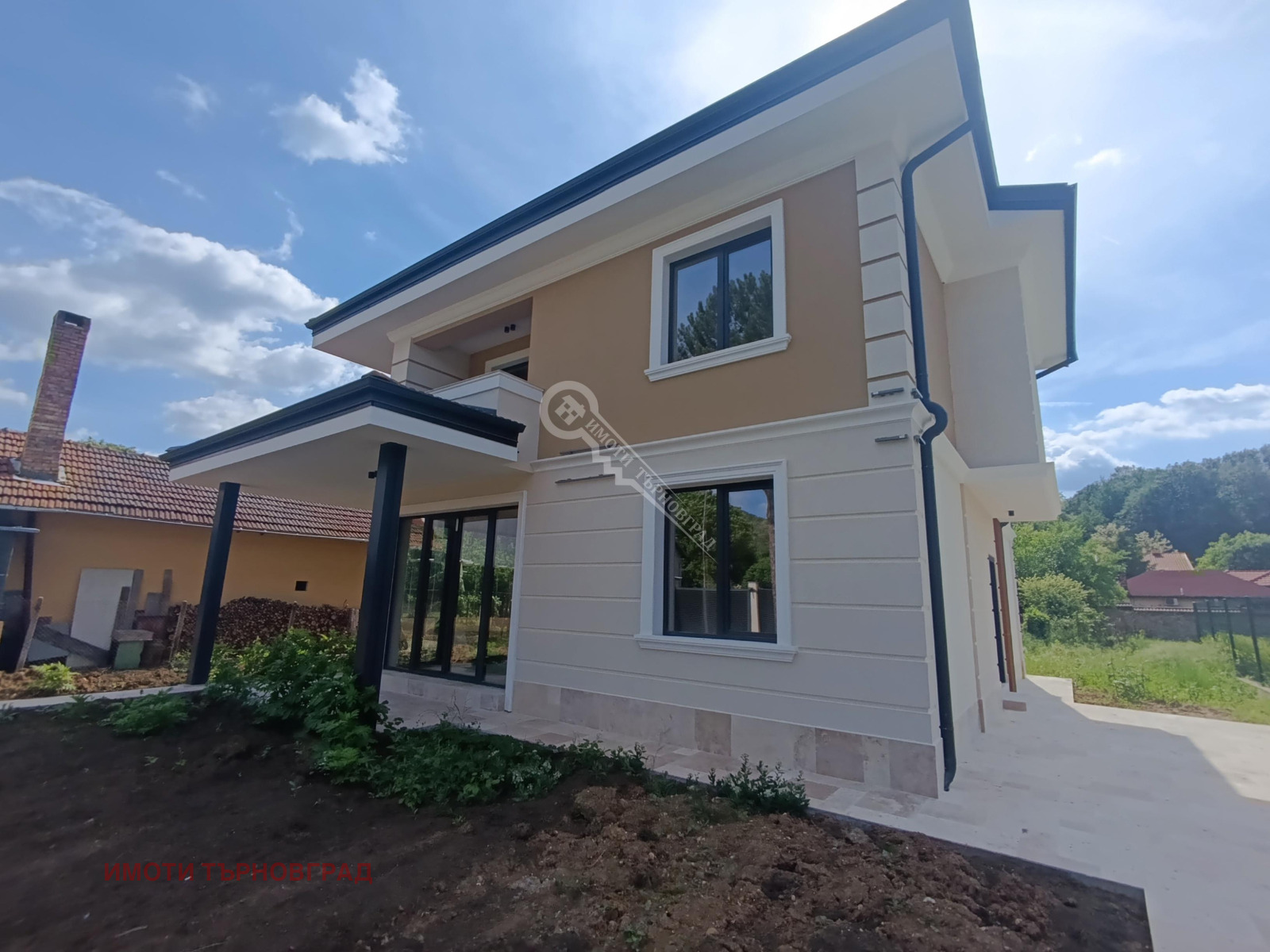 Продава КЪЩА, с. Нацовци, област Велико Търново