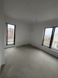 Продава  2-стаен град Пловдив , Остромила , 64 кв.м | 42660668 - изображение [2]
