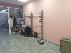 In vendita Negozio