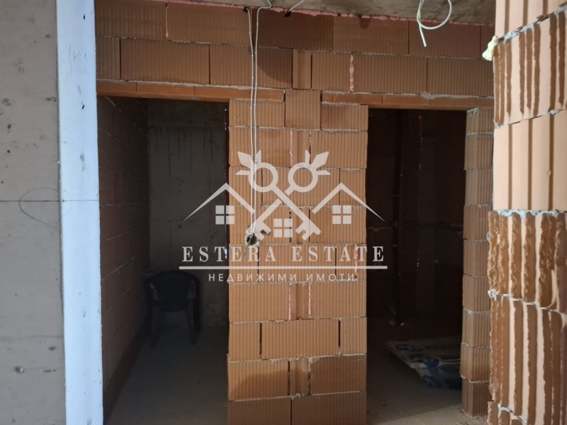 Продава 2-СТАЕН, гр. Шумен, Център, снимка 3 - Апартаменти - 52154581