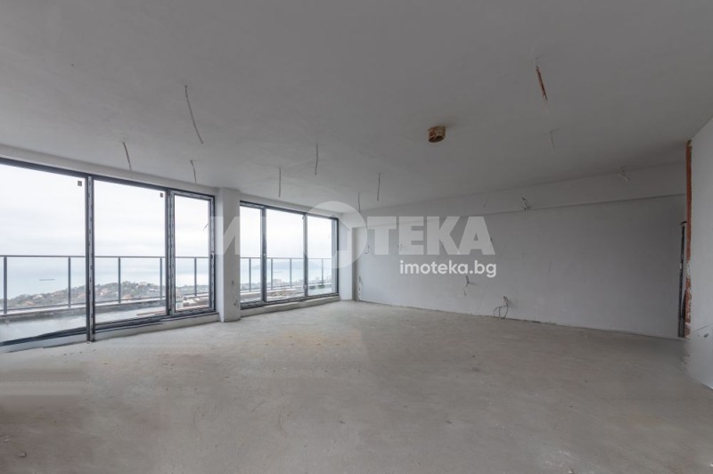 Продава МНОГОСТАЕН, гр. Варна, м-т Акчелар