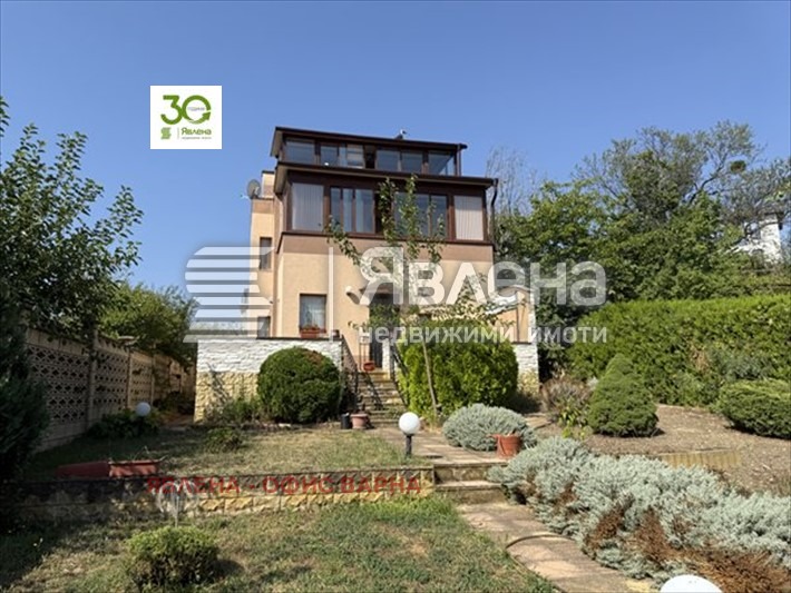 Продава КЪЩА, гр. Варна, м-т Долна Трака