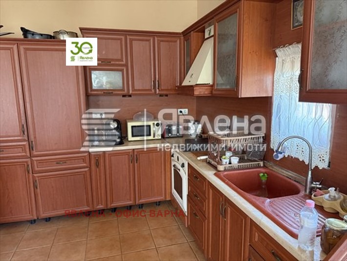 Продава КЪЩА, гр. Варна, м-т Долна Трака, снимка 15 - Къщи - 54348235