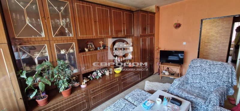 Продава 3-СТАЕН в град Стара Загора, Опълченски - 80 кв.м / 104 900 € » 205 166.57 лв., ЕВРОДОМ