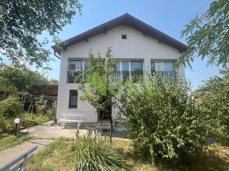 Продава КЪЩА в област Ловеч, с. Добревци - 136 кв.м / 123 000 € » 240 567.09 лв., НЕКСТ-РЕ ЕООД