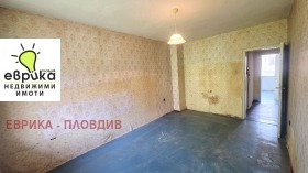 3+ Schlafzimmer Kjutschuk Parisch, Plowdiw 7