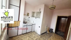 3+ Schlafzimmer Kjutschuk Parisch, Plowdiw 10